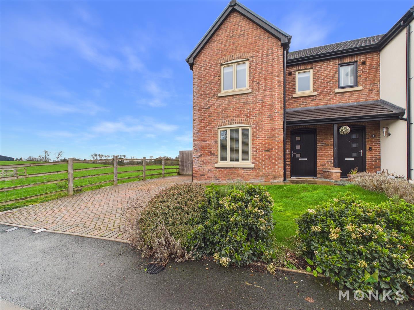 7 St. Annes Way, Shrewsbury, SY5 8JH To Let